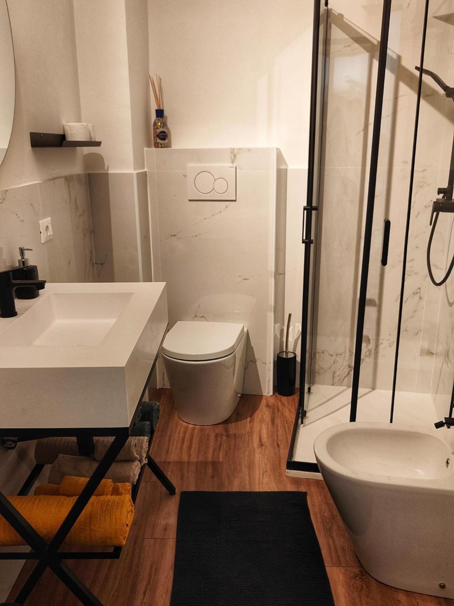 Ferienwohnung La Mansarda Del Principe, Vicoli, Acquario E Lanterna Genua Exterior foto