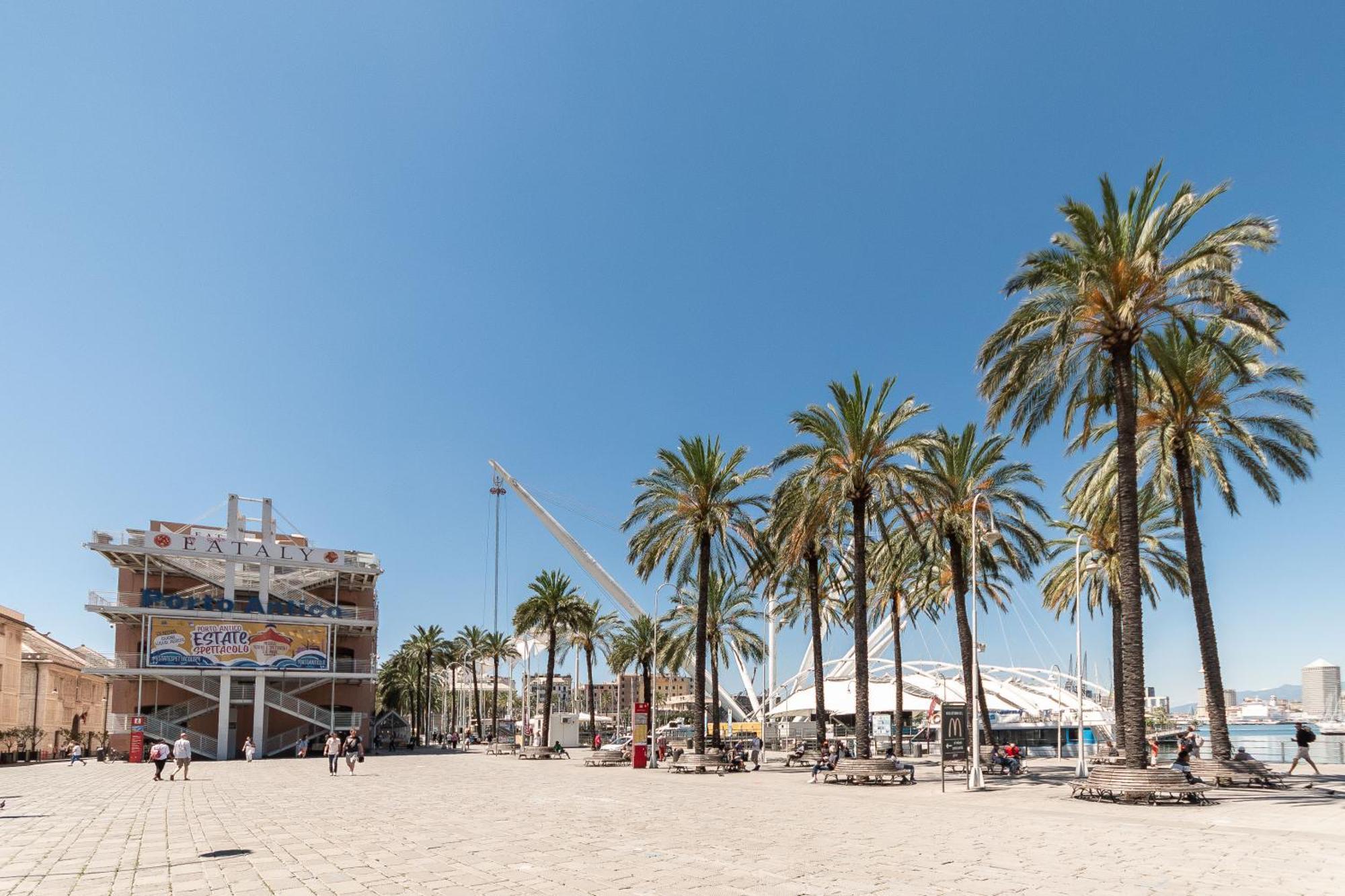 Ferienwohnung La Mansarda Del Principe, Vicoli, Acquario E Lanterna Genua Exterior foto
